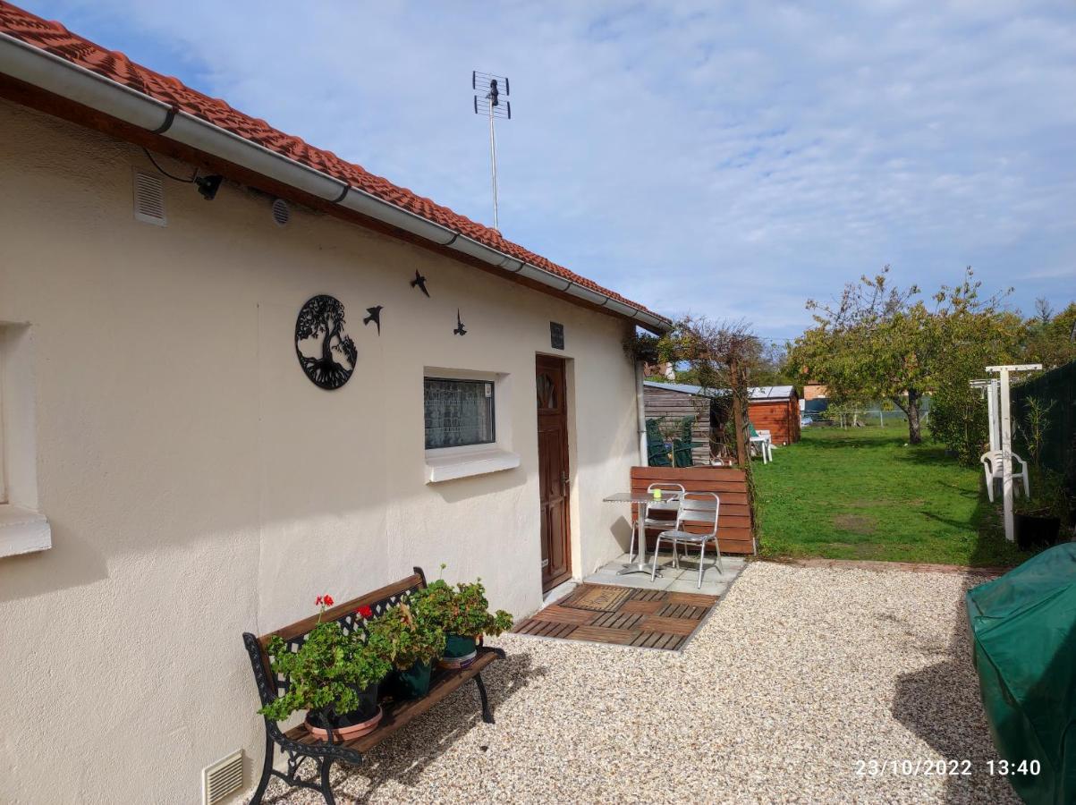 Tranquillite & Independance Au Coeur De La Sologne Vendégház Lamotte-Beuvron Kültér fotó